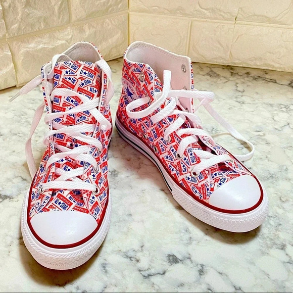 High Top Converse - Picture 1 of 6